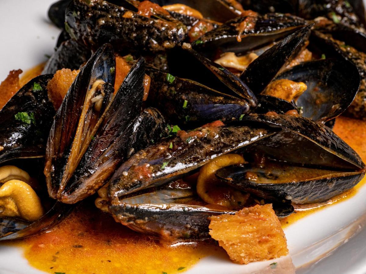 Albergo Ristorante Locanda Rosella Giba エクステリア 写真