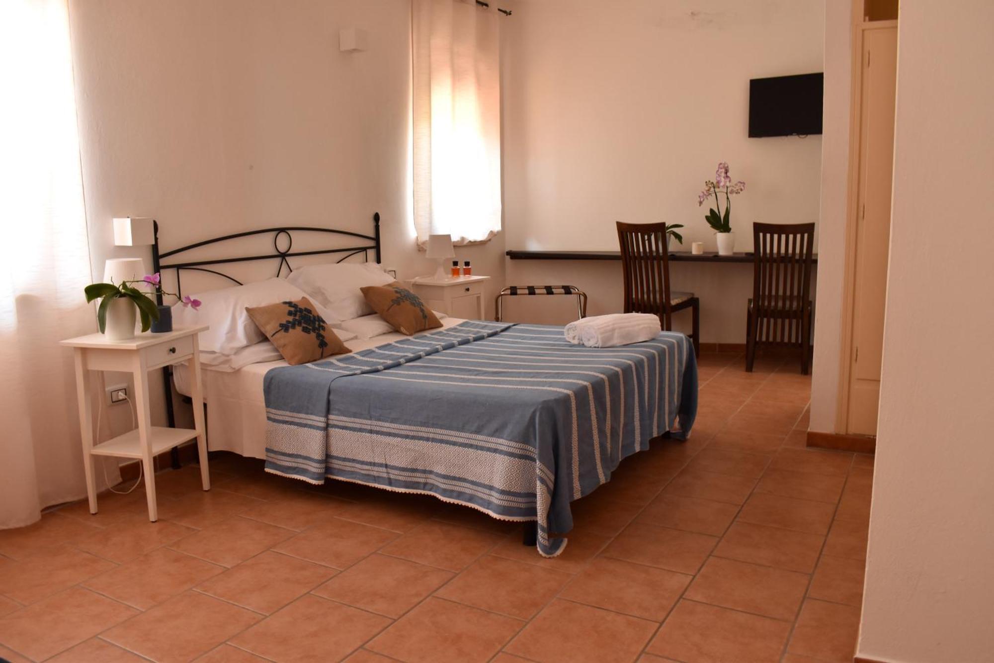 Albergo Ristorante Locanda Rosella Giba エクステリア 写真