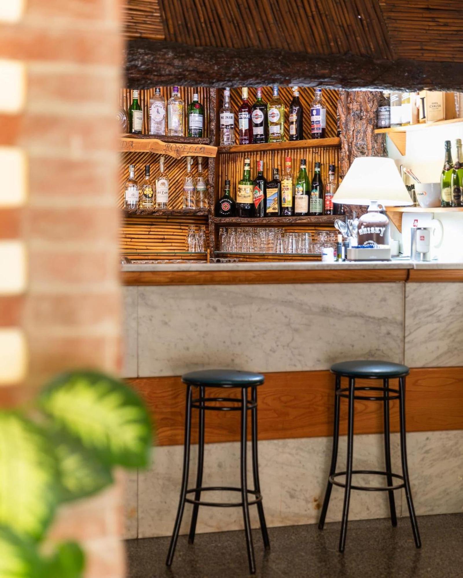 Albergo Ristorante Locanda Rosella Giba エクステリア 写真