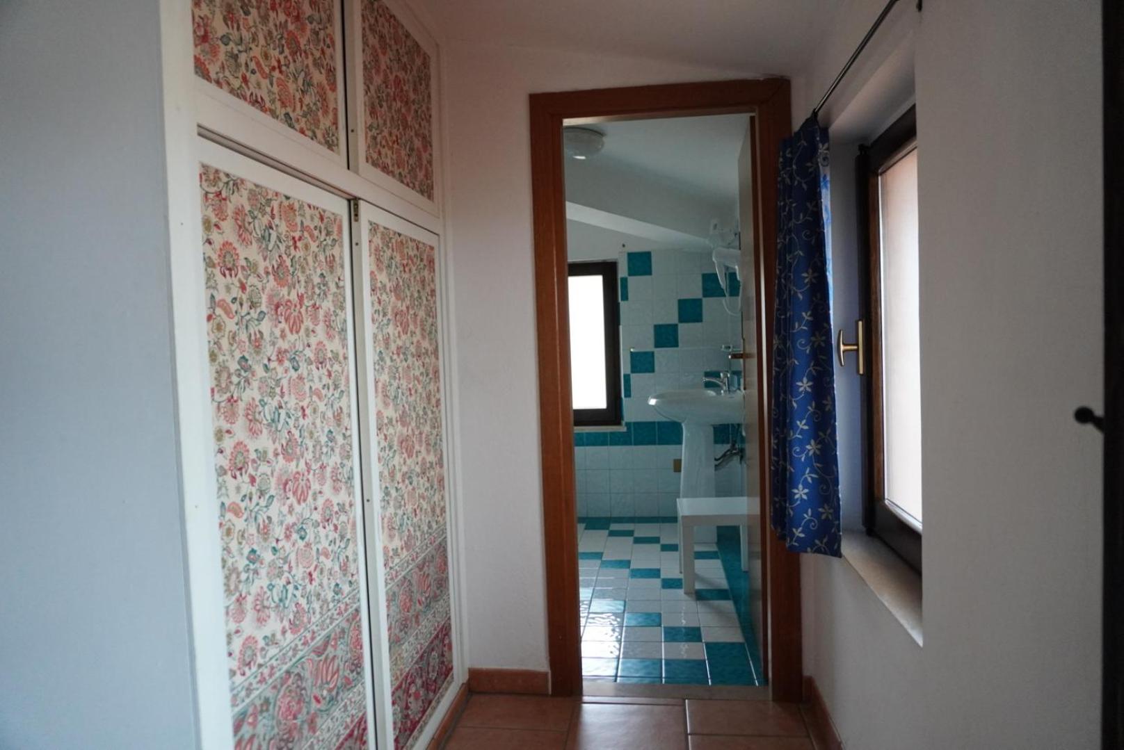 Albergo Ristorante Locanda Rosella Giba エクステリア 写真