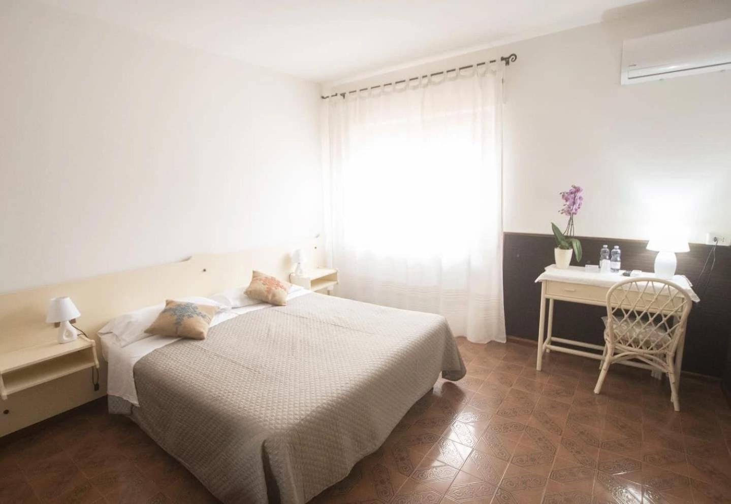 Albergo Ristorante Locanda Rosella Giba エクステリア 写真