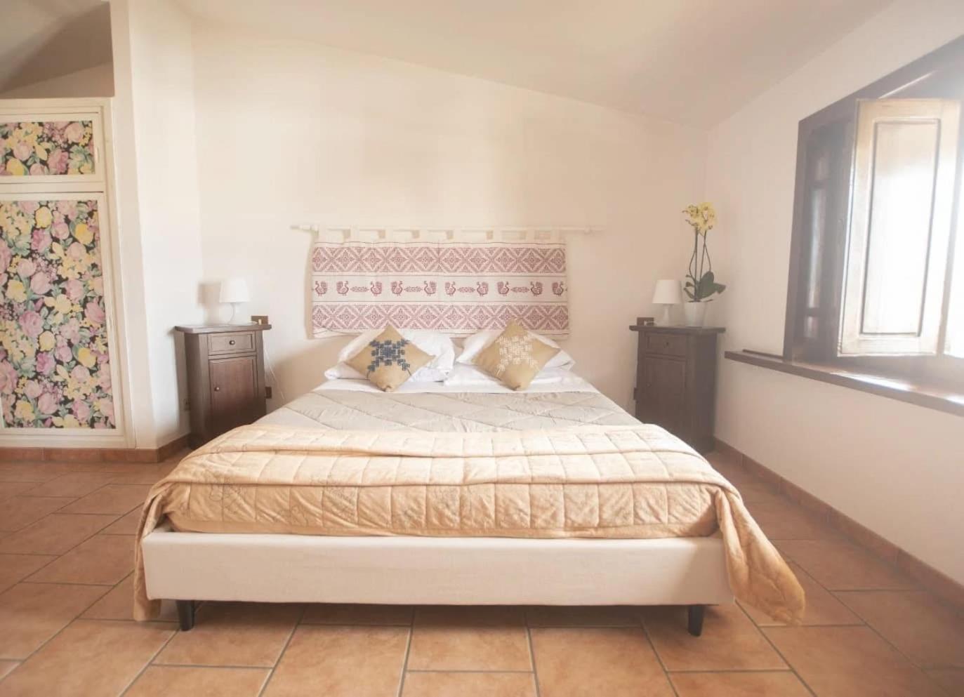 Albergo Ristorante Locanda Rosella Giba エクステリア 写真